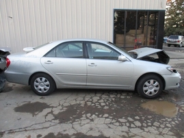 2003 TOYOTA CAMRY LE SILVER 2.4L AT Z16145